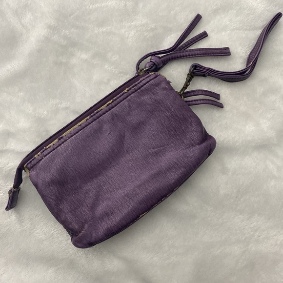 Purple faux leather wristlet wallet - Picture 5 of 17